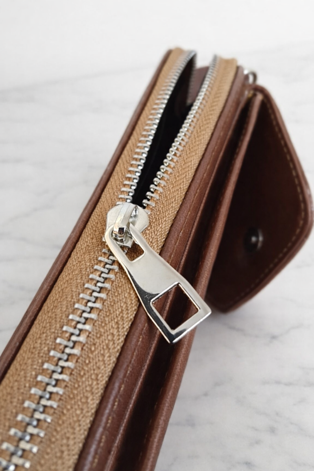 Crossbody bag / purse